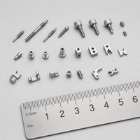 Pièces d'effector en acier inoxydable sur mesure avec brochage pour pinces de bras robotisés et équipements d'automatisation usinés CNC