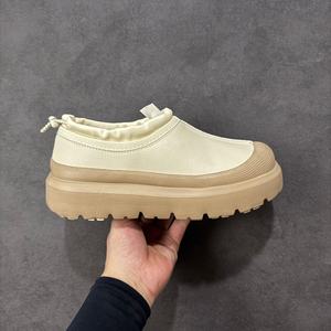 Botas de nieve UGGSS de diseño de moda con suela gruesa para hombre y mujer, 2026, zapatos de algodón cálidos y afelpados con suela gruesa - Product Image 1