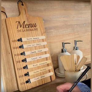 Tableau de menu hebdomadaire en bois Evonik avec lames effaçables pour la planification des repas en cuisine - Product Image 1