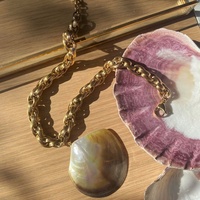 Collier pendentif coquillage MECYLIFE, coquille de palourde naturelle surdimensionnée, esthétique sirène, bijou de luxe personnalisé pour la plage et la danse