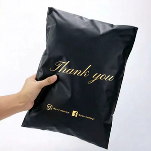Sacs d'expédition en polyéthylène noir personnalisés de qualité supérieure pour l'emballage de colis et l'<span class=keywords><strong>envoi</strong></span> de courrier - Product Image 1