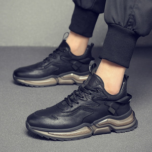 Zapatos de <span class=keywords><strong>hombre</strong></span> 2026: Nuevos zapatos casuales de cuero suave y versátiles para otoño, zapatos de moda, zapatos deportivos de cuero de moda que aumentan la altura - Product Image 2