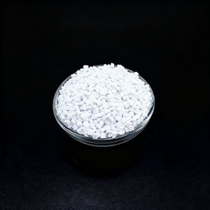 Granulés de résine PBT anti-UV vierges et recyclés GRS PCR PIR GF20 GF30 V0 FR V2 de qualité médicale - Product Image 1