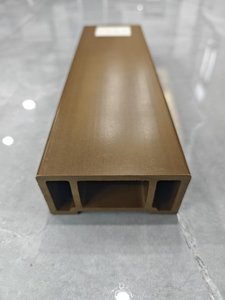 Colonne WPC 90*45mm au design moderne, écologique et longue durée de vie pour garde-corps/rampe de terrasse (composite bois-plastique) - Product Image 4