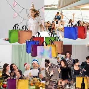 Bolsas de Regalo Doradas de Tela No Tejida con Asas Negras, Paquete de 12, para Ropa, Uso Promocional Ecológico - Product Image 4