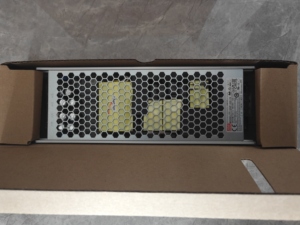 MEAN WELL UHP-500-24 ספק כוח מיתוג PFC דק במיוחד - Product Image 2
