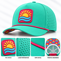 Casquette de golf personnalisée Performance avec patch PVC imprimé, dessous de casquette perforé au laser, couronne perforée, casquette ajustable à fermeture snapback