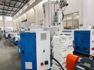 Machine de fabrication de tuyaux PPR en fibre de verre 16-63 mm, ligne de production de tuyaux HDPE PPR PP, usine d'extrusion, ligne de production de tuyaux d'eau PPR en fibre - Product Image 4
