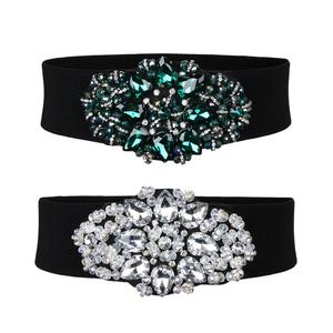 Alla moda da donna con perline e decorazioni in cristallo ampio cinturino in vita accessorio corsetto bianco Cinch - Product Image 5