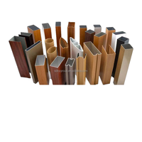 Tube carré en aluminium en forme de U sur mesure, revêtu par poudrage, panneau cannelé pour plafond, façade, cloison, décoration