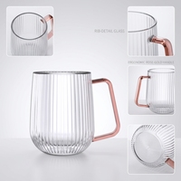 Tasse à café en verre borosilicate à double paroi Emode avec poignée colorée, 350 ml, compatible micro-ondes et lave-vaisselle, design moderne