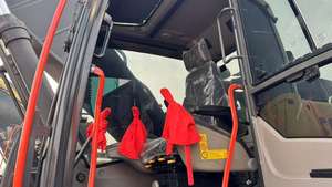 รถขุดตีนตะขาบ Volvo EC350DL มือสอง ขนาด 35 ตัน ระบบไฮดรอลิก ชั่วโมงการทำงานต่ำ (0-2000) กำลัง 210 กิโลวัตต์ บุ้งกี๋ขนาด 2.53 เมตร พร้อมปั๊ม - Product Image 6