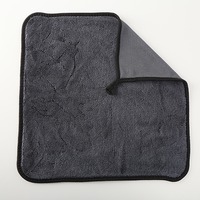 Serviette en microfibre en gros, très absorbante, style uni, pour le nettoyage des voitures et des vitres, technique de tissage écologique