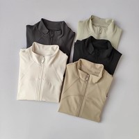 Vêtements de sport pour femmes de qualité Veste de yoga à fermeture éclair complète Vestes de fitness avec trou pour le pouce
