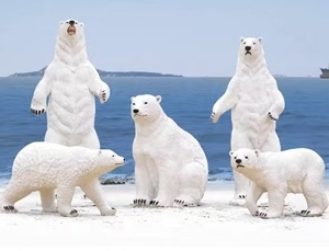 Escultura de Oso Polar Blanco de Tamaño Real en FRP, Pintada a Mano, Artesanía Artística, Decoración Navideña - Product Image 3