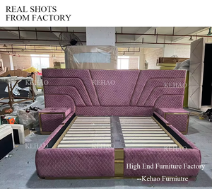 Cama doble de lujo de cuero con almacenamiento y dos mesitas de noche, conjunto de muebles de diseño italiano moderno tamaño King - Product Image 6