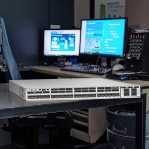 Công tắc cáp quang C9300X-24Y-E có thể mở rộng Cổng <span class=keywords><strong>24</strong></span> x 25gbe StackWise-1T tổng hợp lõi - Product Image 2