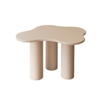 Table à manger moderne en bois de style nordique pour la maison, l'hôtel ou la villa.