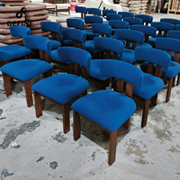 Fournisseur de mobilier hôtelier haut de gamme proposant toutes les tables et chaises de restaurant, solutions complètes de mobilier commercial pour les entreprises