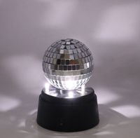 Mini lampe boule disco rotative à 360 degrés à piles 3 pouces RGB sirène lumière pour la décoration de la maison fête noël pâques