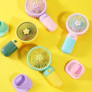 Mini Ventilador de Escritorio USB Recargable, Portátil, con Diseño de Frutas de Dibujos Animados, Control Táctil, Multicolor, para Estudiantes de Verano - Product Image 2