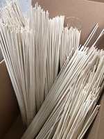 Plumes de paon naturelles blanches teintes en gros, tiges pour la pêche à la mouche, matériel pour accessoires de pêche et artisanat naturel DIY