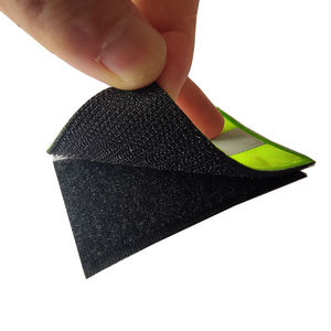 Parche Reflectante de Cruz Táctica, Insignia Médica de Emergencia con el Logotipo de la Cruz Roja, Fluorescente, con Gancho y Bucle - Product Image 5