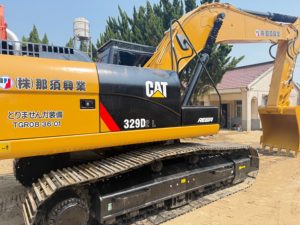 รถขุดตีนตะขาบ Caterpillar 329D2L มือสอง นำเข้าจากญี่ปุ่นแท้ รุ่น CAT 329D2L น้ำหนัก 29 ตัน รถขุดไฮดรอลิกสำหรับงานก่อสร้างหนัก สภาพดี - Product Image 4