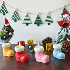 Bougies parfumées créatives et mignonnes en forme de bottes de neige de Noël pour la décoration de la maison - Product Image 2
