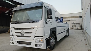 Sinotruck Howo Tow <b>Truck</b> <b>Flatbed</b> Heavy Duty Tow <b>Trucks</b> Sale South Africa - Product Image 2