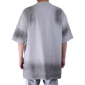 Logo personnalisé dessin animé rétro américain imprimé 100% coton 320gsm oversize épaule goutte T-Shirt homme noir brossé à la main - Product Image 3