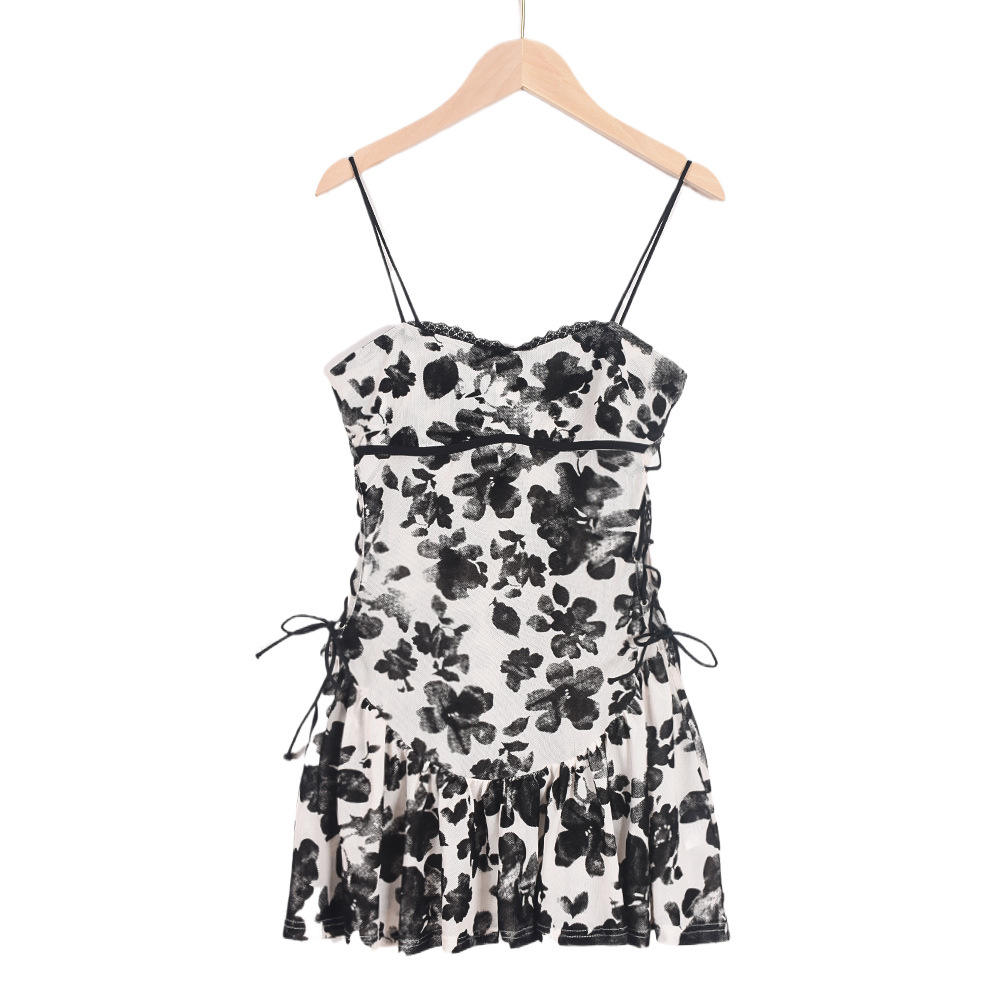 Z1227DS02 Black and white