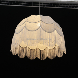 NIKA Nuovo Arrivo Lampadario con Copertura in Tessuto, Paralume in Pizzo Bianco, Lampada a Sospensione per Eventi Nuziali e Decorazioni a Soffitto - Product Image 4