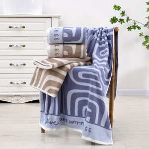 Toalla de Baño Kim Ryan 70x140cm, 100% Algodón, Jacquard, Tejido Liso, Extra Grande, Absorbente, para Uso Doméstico - Product Image 4