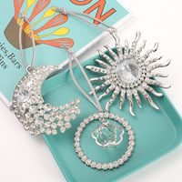 Adornos Navideños Metálicos con Cuentas de Diamantes y Estampado UV, Muñeco de Nieve, Luna, Sol, Decoración para Colgar en la Pared