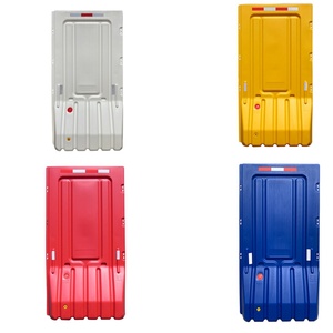Barrière de contrôle des foules en HDPE, remplie d'eau, flexible, réfléchissante prismatique haute intensité, protection IP65, signalisation de sécurité routière - Product Image 4
