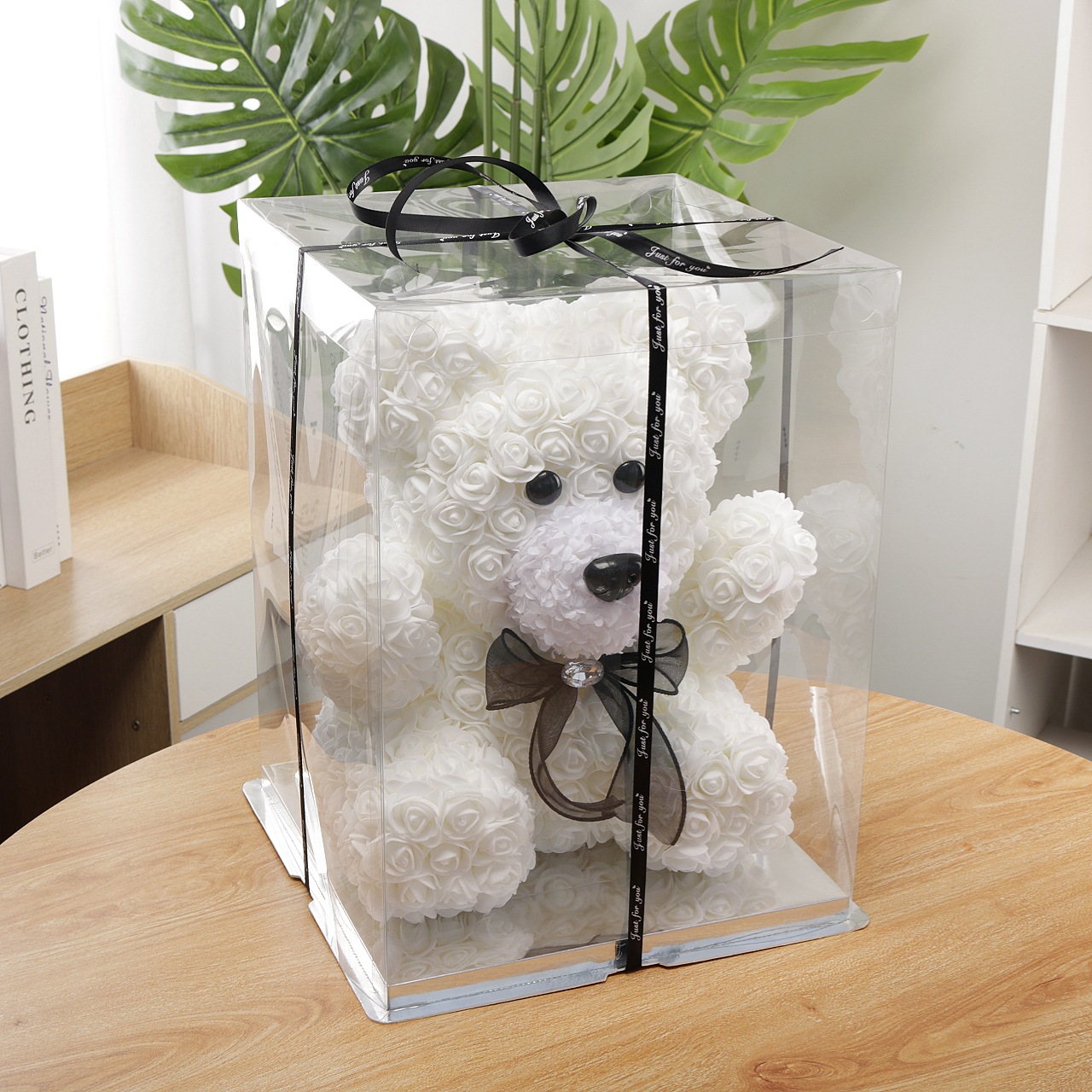 Hug Bear Pure White