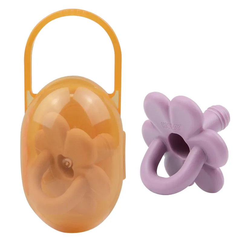 Custom New Designer Eco Friendly Silicone Infant Pacifier Soother Baby Teether Pacifier Clip