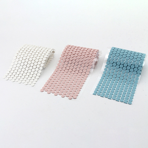 Junta <span class=keywords><strong>de</strong></span> Sellado <span class=keywords><strong>de</strong></span> Silicona Plateada Personalizada Antideslizante, Almohadilla Espaciadora Resistente al Desgaste, Amortiguadora <span class=keywords><strong>de</strong></span> Impactos y Reductora <span class=keywords><strong>de</strong></span> Ruido para Muebles y Manualidades - Product Image 3