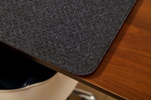 Tấm lót bàn làm việc bằng nỉ cho máy tính/laptop - Chống trơn trượt, chống xước, hình vuông, cạnh được cố định, có sẵn trong kho - Product Image 4