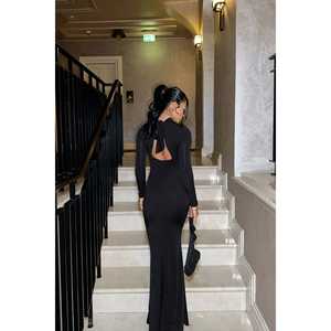 Robe de soirée noire de luxe pour femme XS-XXL, style robe de bal avec détail au dos, ornée de sequins et de perles, longueur ras du sol, inspirée de la rose - Product Image 2