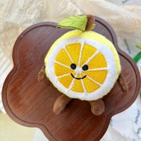 Diverse fruit- en groentepluche sleutelhangers gemengde simulatie maïs paddenstoel sinaasappel eikel pluche tas charme schattig hangend ornament cadeau
