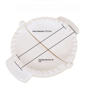Moule à raviolis en plastique extra large de 18 cm pour la cuisine, adapté aux aliments, pour les gyozas, les empanadas et les pâtisseries - Product Image 6