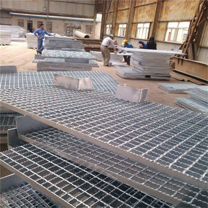 Grille en acier antidérapante dentelée 25X3, plaque en acier galvanisé à chaud, passerelle industrielle, grille de plateforme - Product Image 2