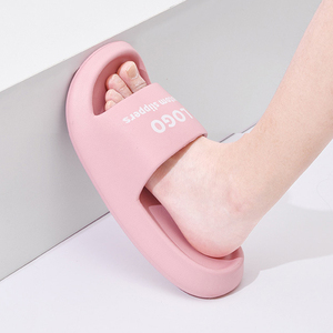 OEM Designer Spa Maison Nuage Confortable Doux Eva Mousse Antidérapant Sandale Logo Personnalisé Diapositives Pantoufles pour Femme Homme Vente en Gros - Product Image 3