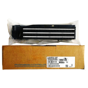 Tiempos de ciclo más rápidos de componentes industriales de 10 pulgadas con interfaz hombre-máquina - Product Image 1