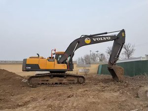 Excavatrice d'occasion <span class=keywords><strong>Volvo</strong></span> <span class=keywords><strong>240</strong></span> de 24 tonnes, sans problème de performance, excavatrice <span class=keywords><strong>Volvo</strong></span> <span class=keywords><strong>240</strong></span> d'occasion, Corée, à vendre - Product Image 3