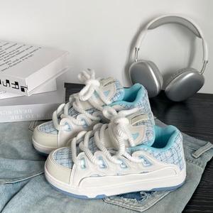 Chaussures de sport et chaussures de sport décontractées en maille respirante, légères, antidérapantes, de haute qualité, pour hommes et femmes, vente en gros - Product Image 3