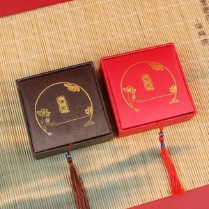 Jewelry <b>Box</b> Linen Square <b>Floral</b> Pattern Vintage Bracelet Packaging <b>Box</b> Wholesale Luxury Jewelry Bracelet Woman <b>Box</b> - Product Image 2