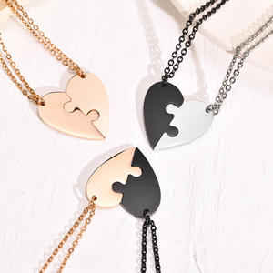 Conjunto de Collares con Colgante de Corazón Dividido Personalizado, Acero Inoxidable Antideslustre, Joyería de Amor a Juego para Él y Ella, Día de San Valentín - Product Image 4